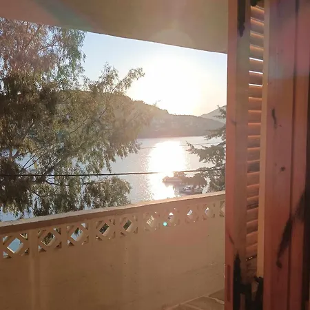 Holiday home Seafront Traditional Greek *